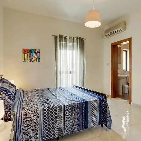 Marvellous Seafront In Apartament Sliema